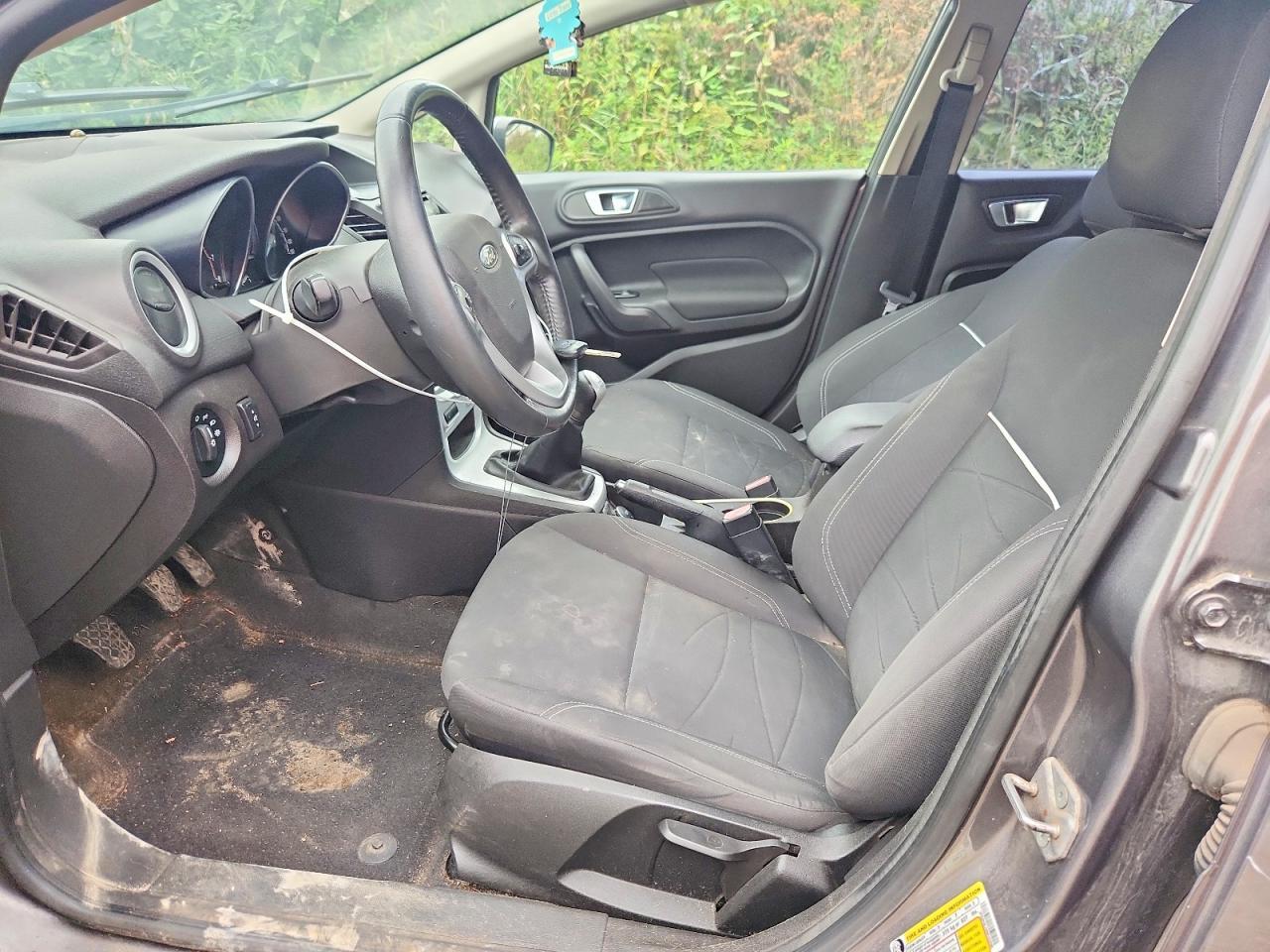 2014 Ford Fiesta Se - Image 7
