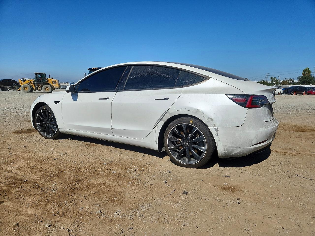 2020 Tesla Model 3 - Фото 2