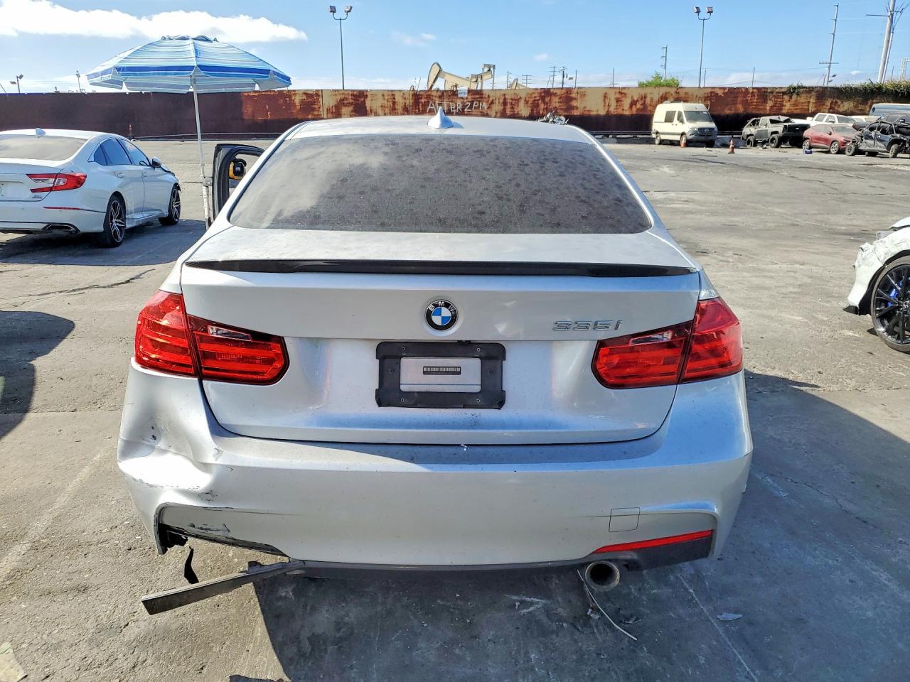 2015 BMW 335 I - Фото 6
