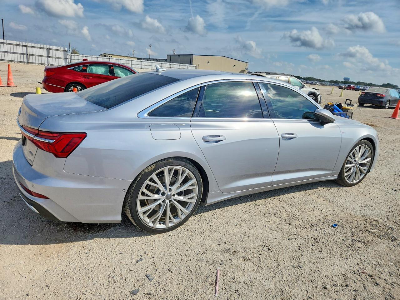 2019 Audi A6 Prestige - Фото 3