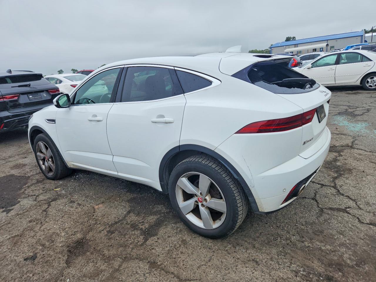 2019 Jaguar E-Pace R-Dynamic Se - Image 2