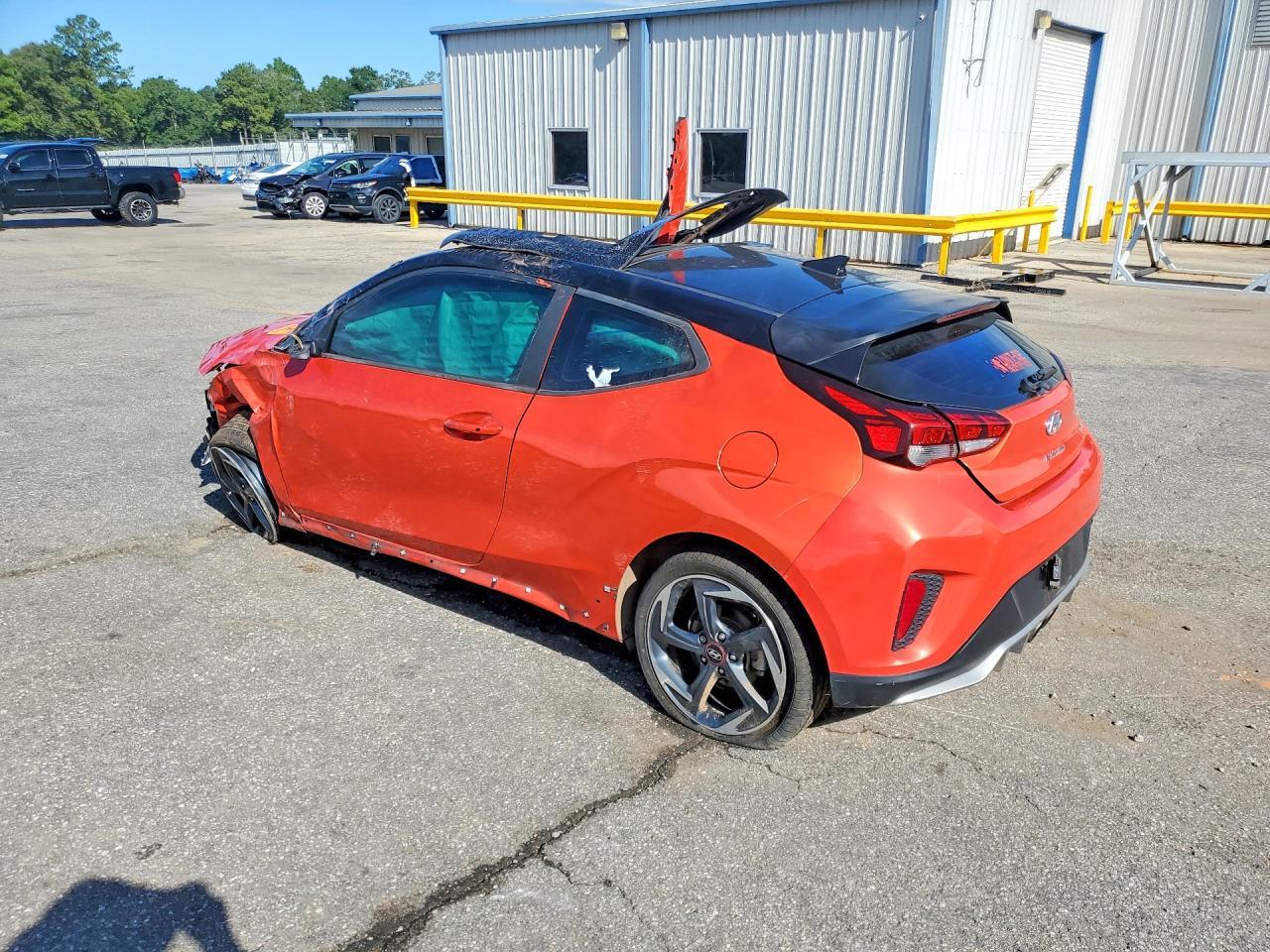 2019 Hyundai Veloster Turbo Ultimate - Фото 2