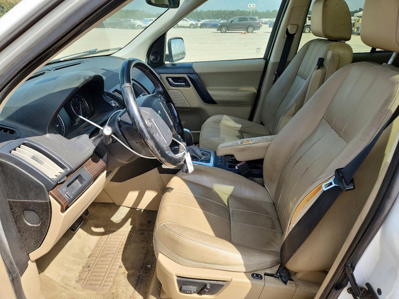 2013 Land Rover Lr2 Hse - Image 7