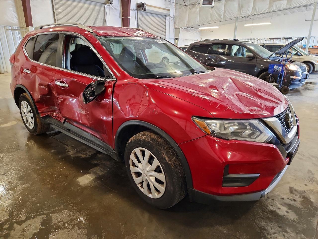2017 Nissan Rogue S - Фото 4