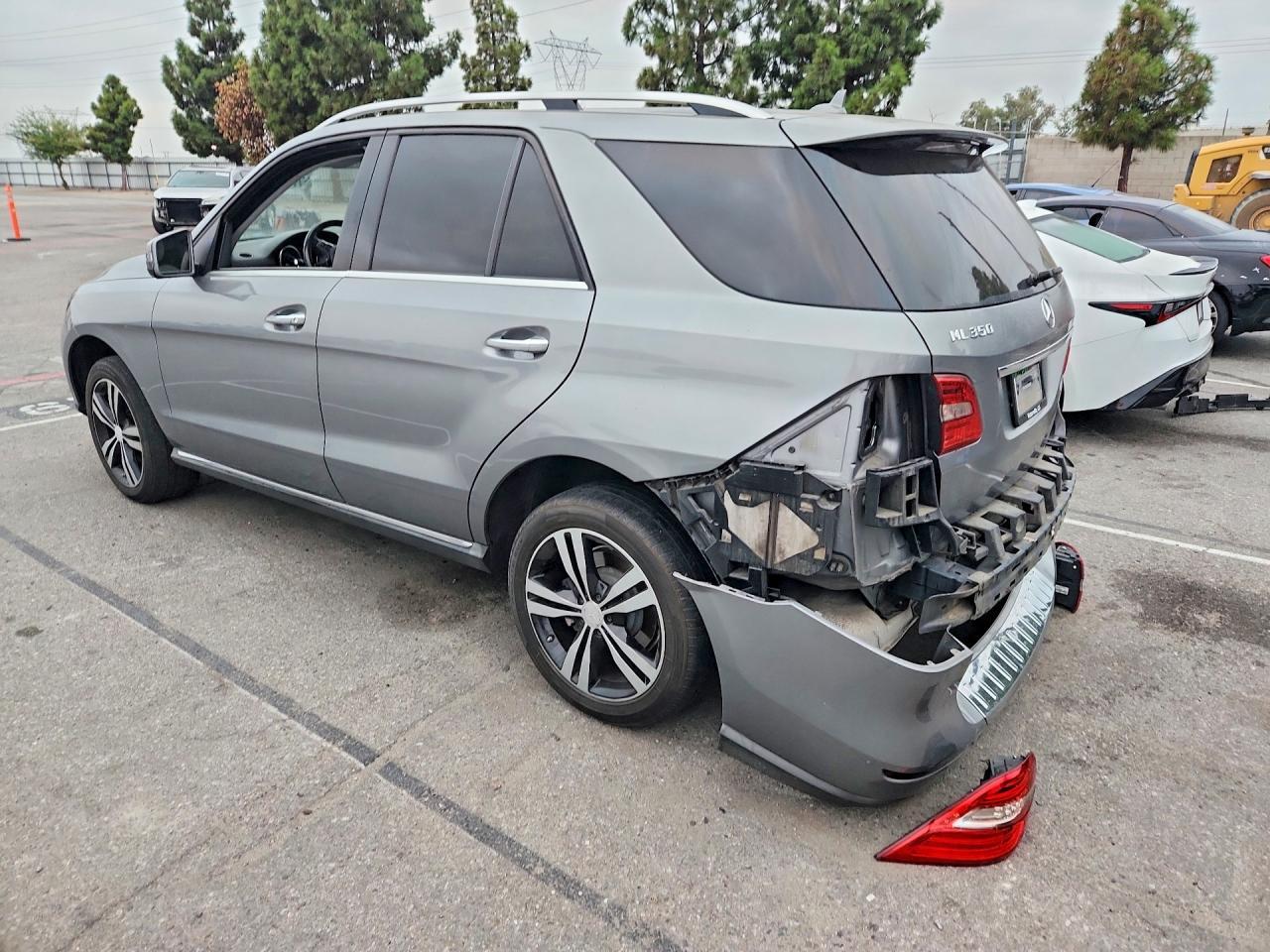 2014 Mercedes-Benz Ml 350 - Image 2