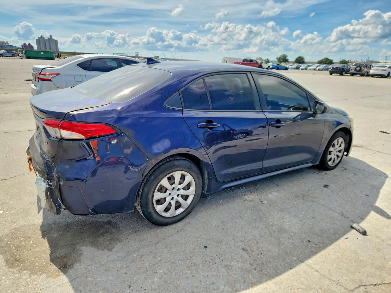 2020 Toyota Corolla Le - Фото 3