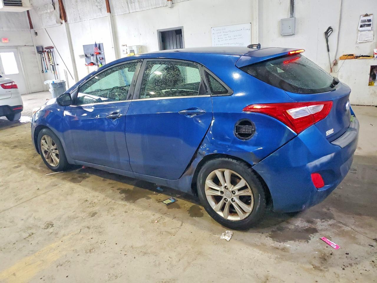 2014 Hyundai Elantra Gt Base - Фото 2