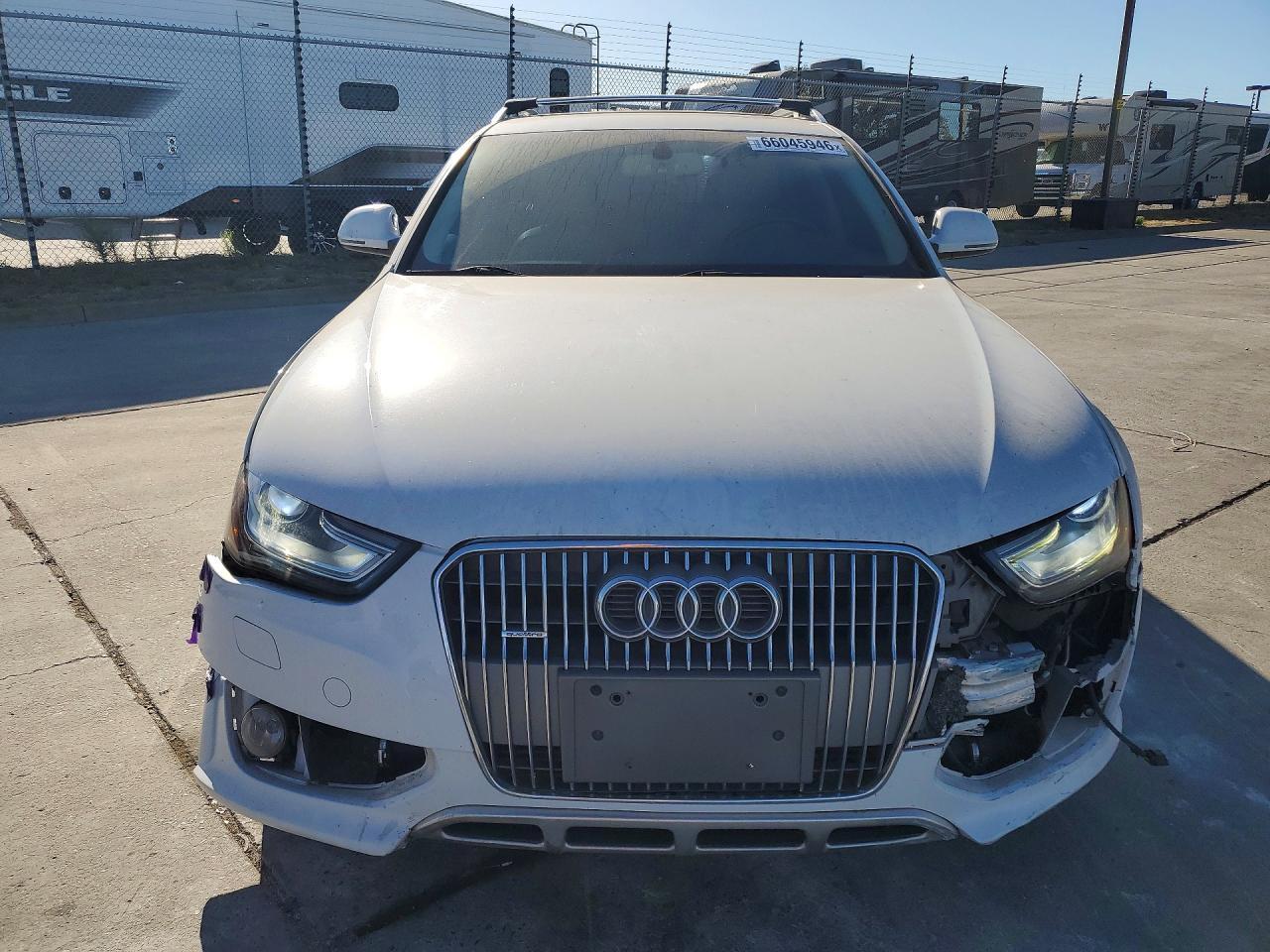 2014 Audi A4 Allroad Premium Plus - Image 5