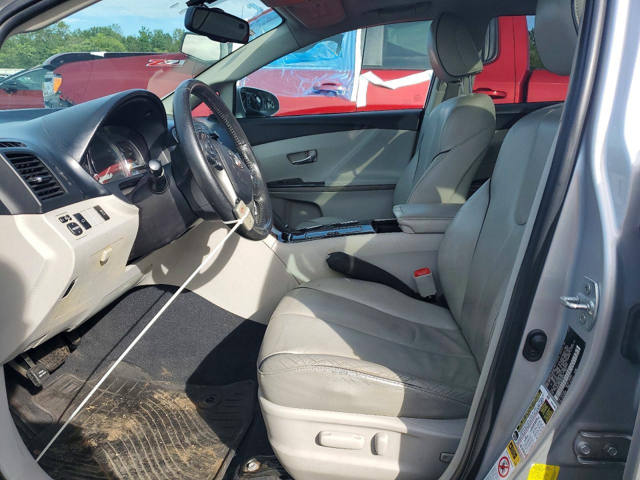 2014 Toyota Venza Xle - Image 7