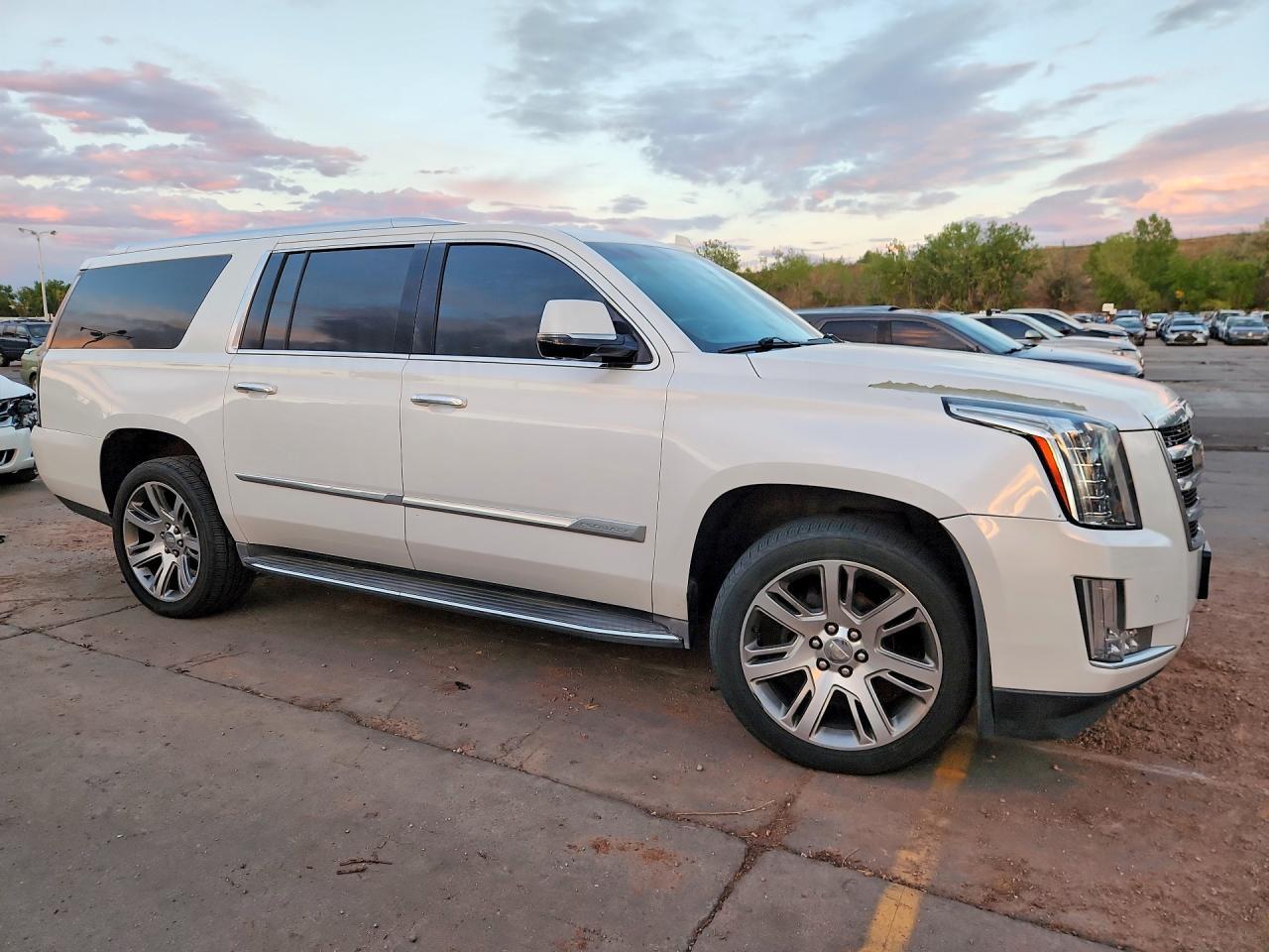 2016 Cadillac Escalade Esv Luxury - Фото 4