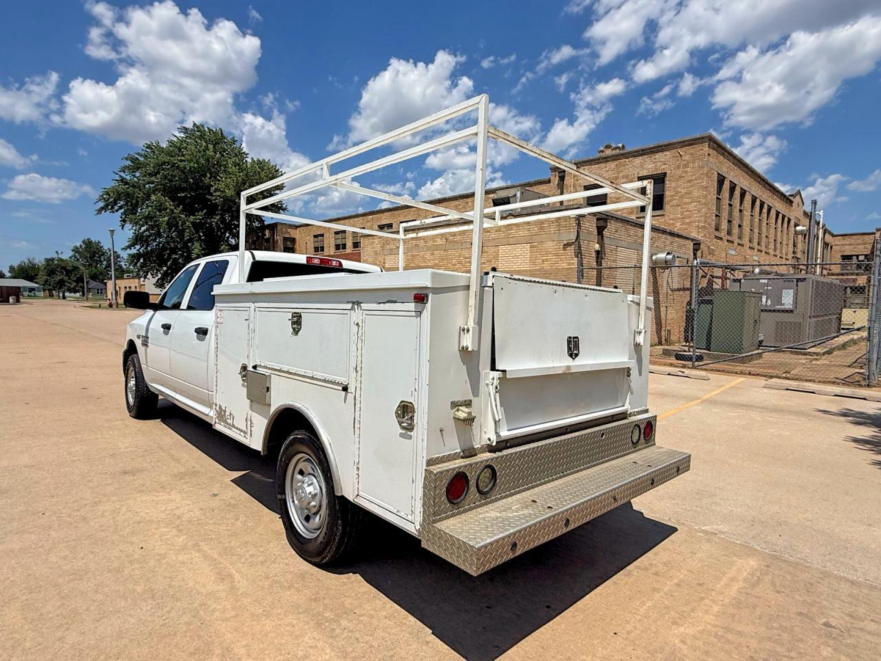 2018 Ram 2500 St - Image 3
