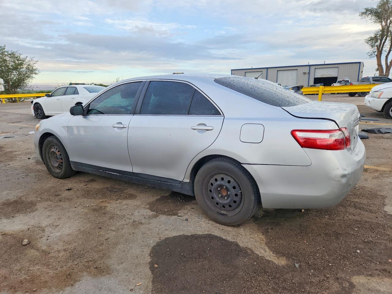 2009 Toyota Camry - Фото 2