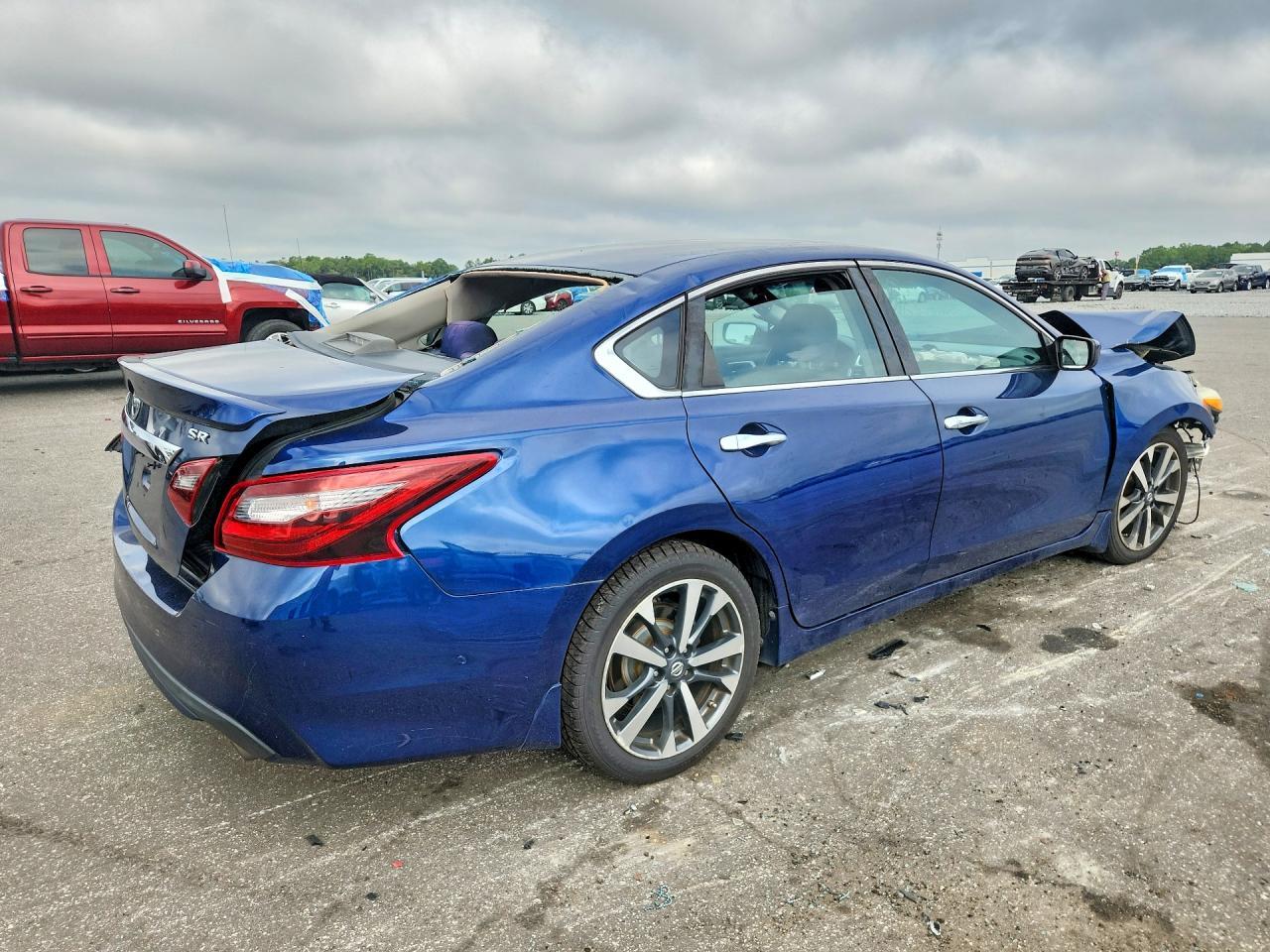 2017 Nissan Altima 2.5 Sr - Фото 3