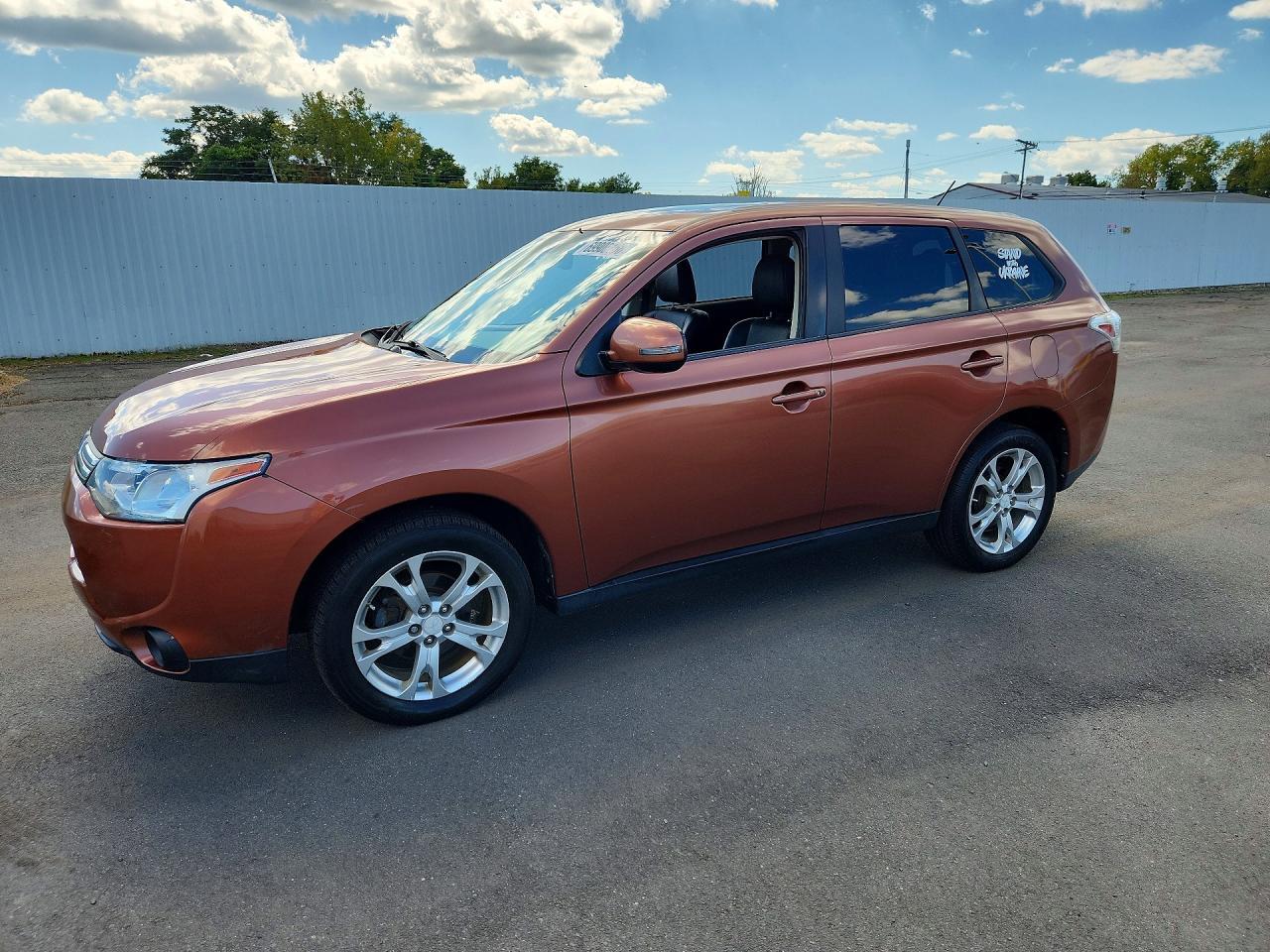 2014 Mitsubishi Outlander Se