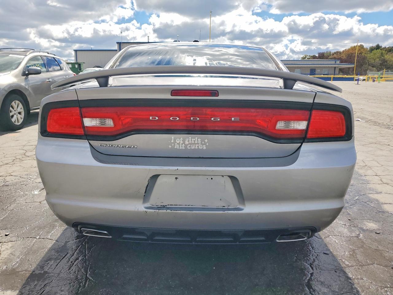 2014 Dodge Charger Se - Image 6
