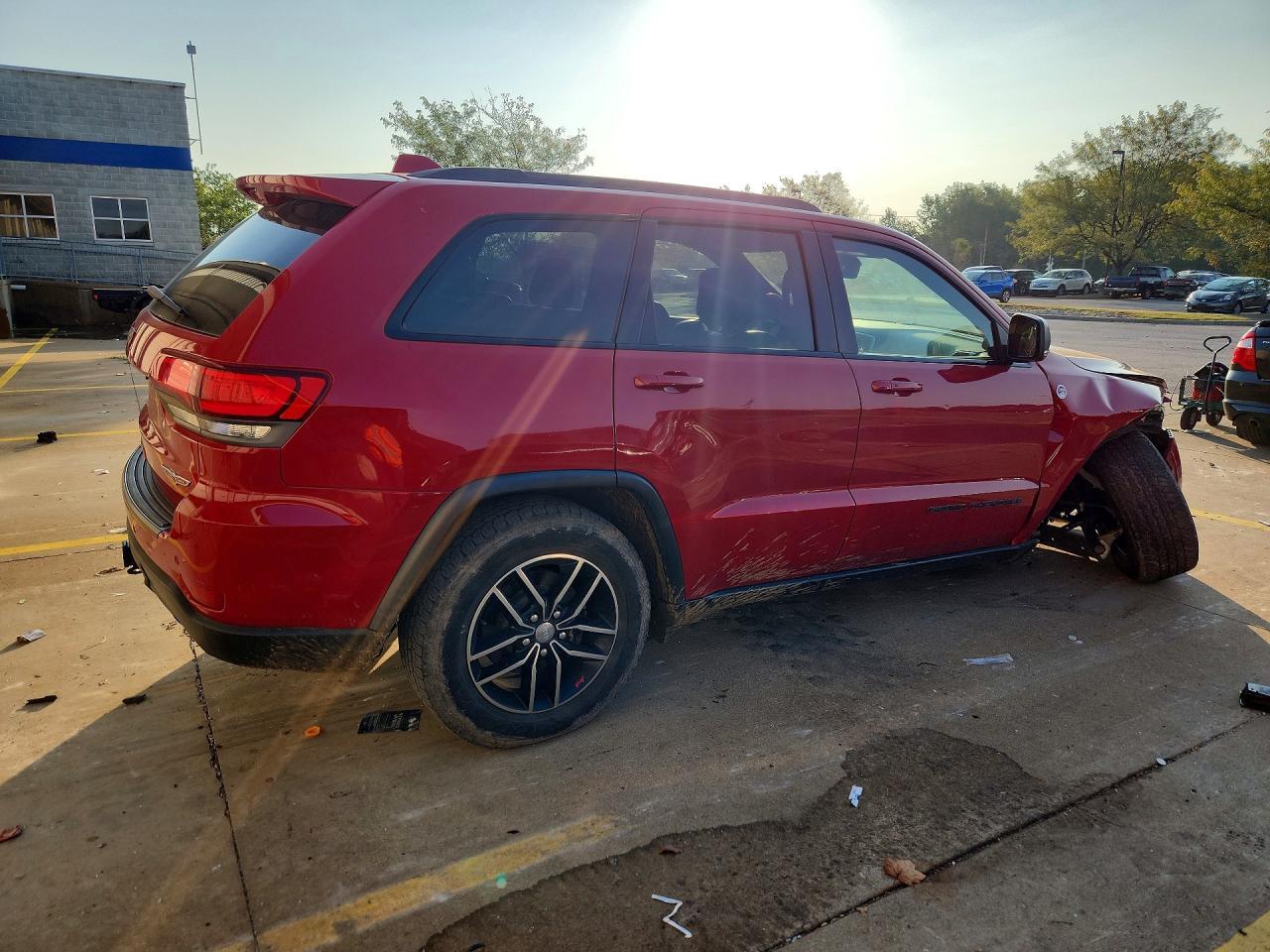2017 Jeep Grand Cherokee Trailhawk - Фото 3
