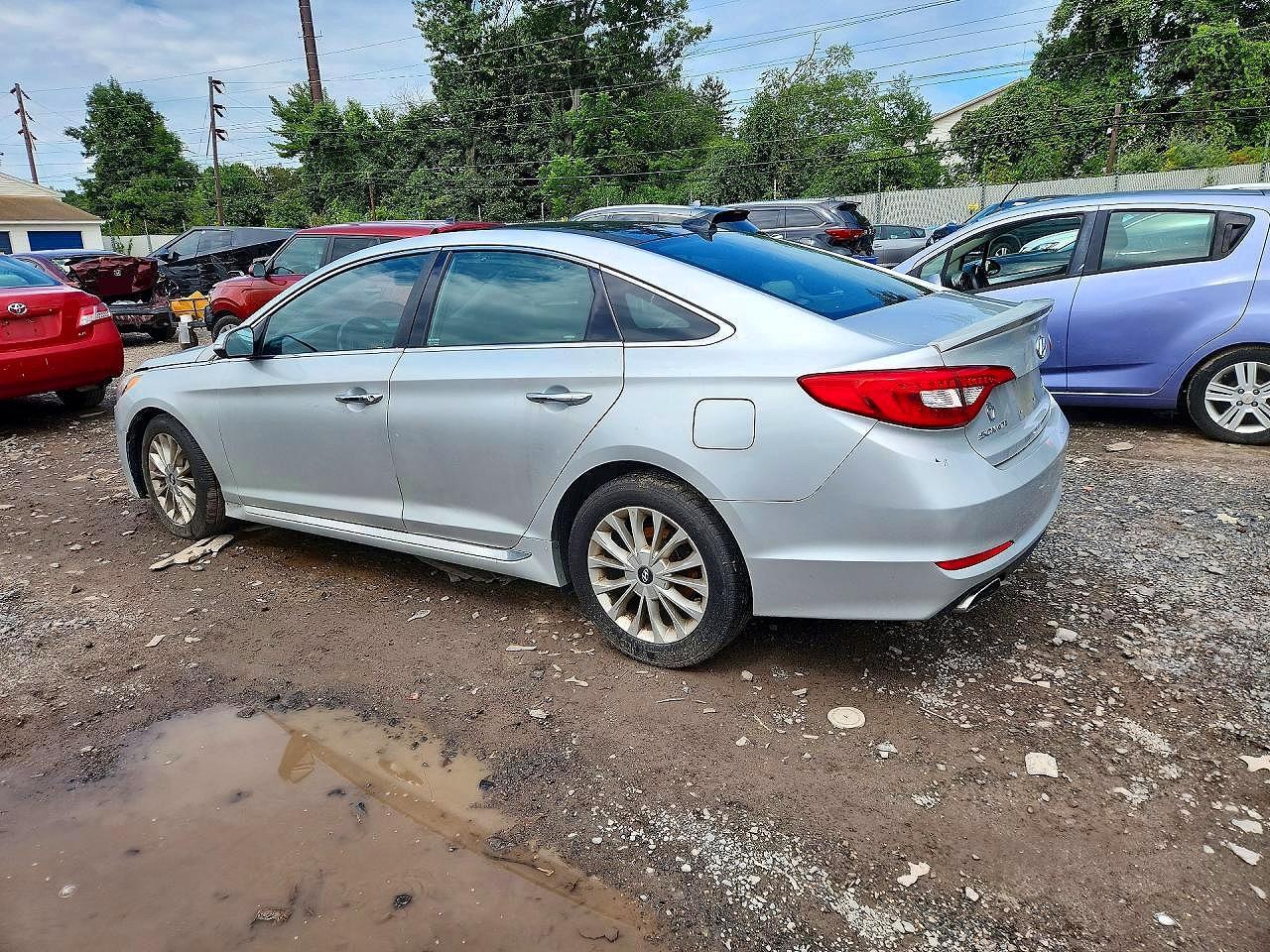 2015 Hyundai Sonata Limited - Фото 2