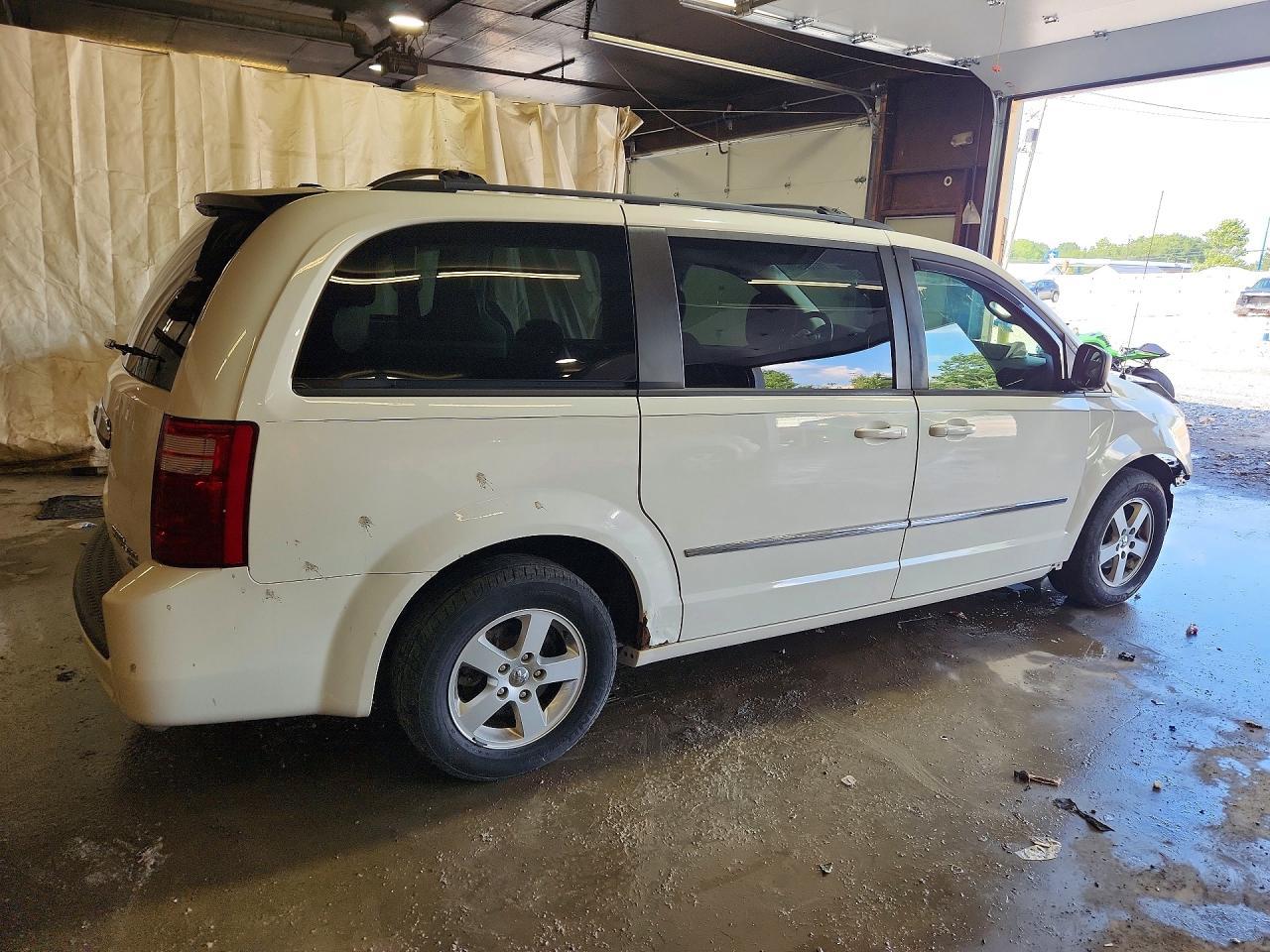 2010 Dodge Grand Caravan Sxt - Фото 3