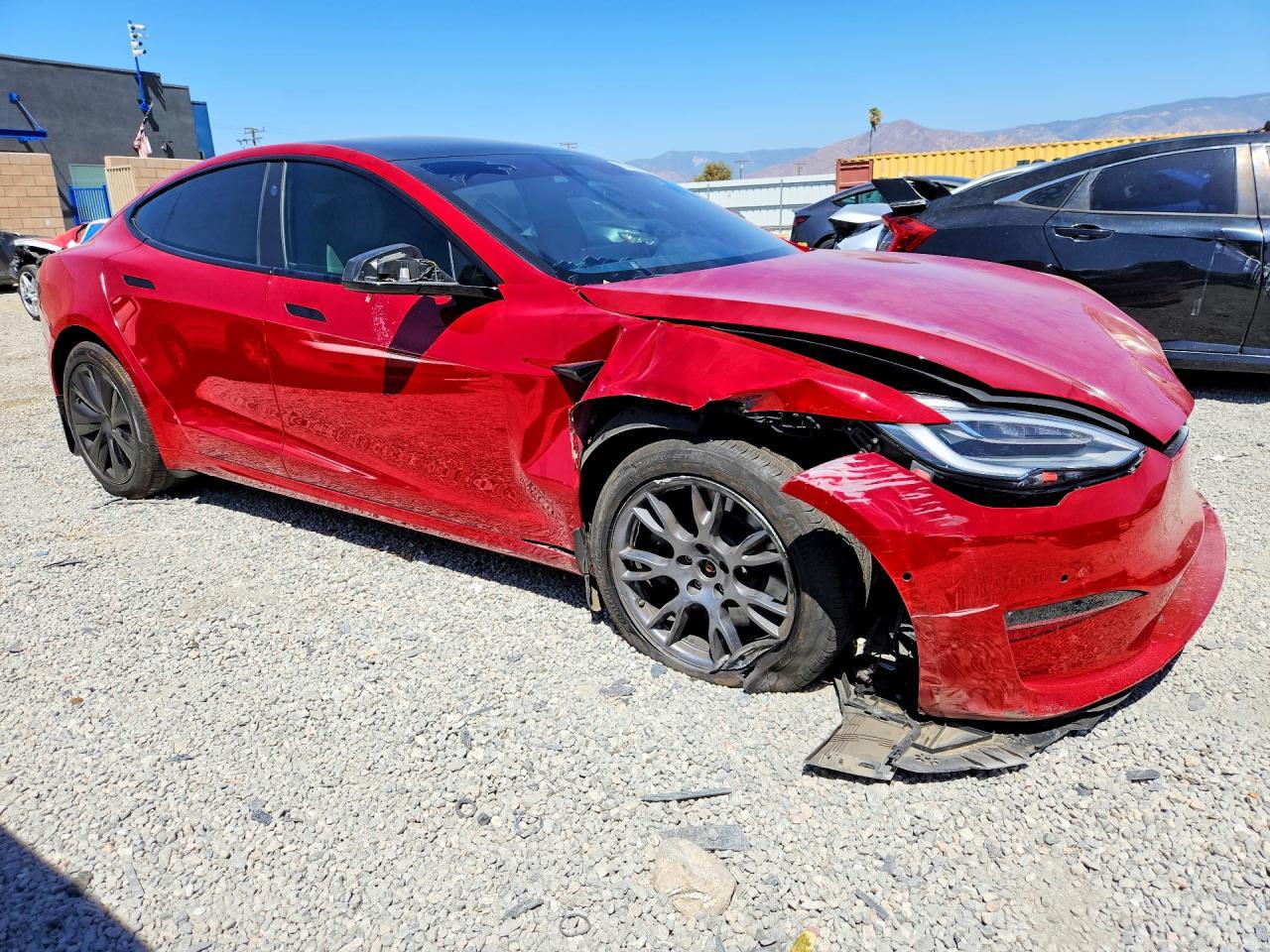 2022 Tesla Model S - Image 4