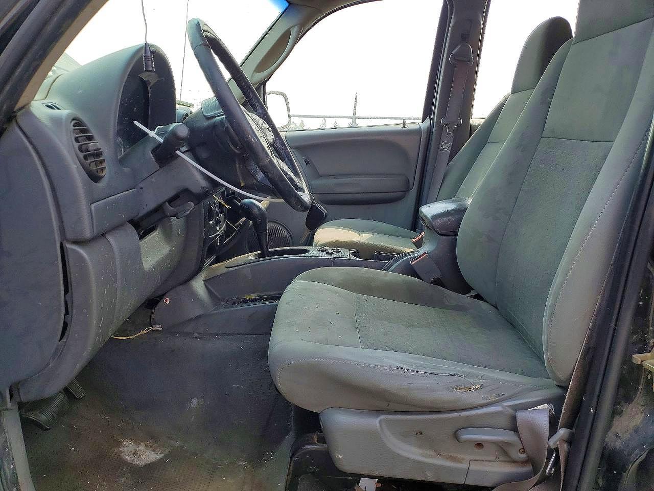 2007 Jeep Liberty Sport - Фото 7