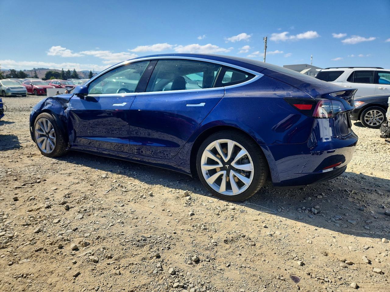 2019 Tesla Model 3 - Image 2