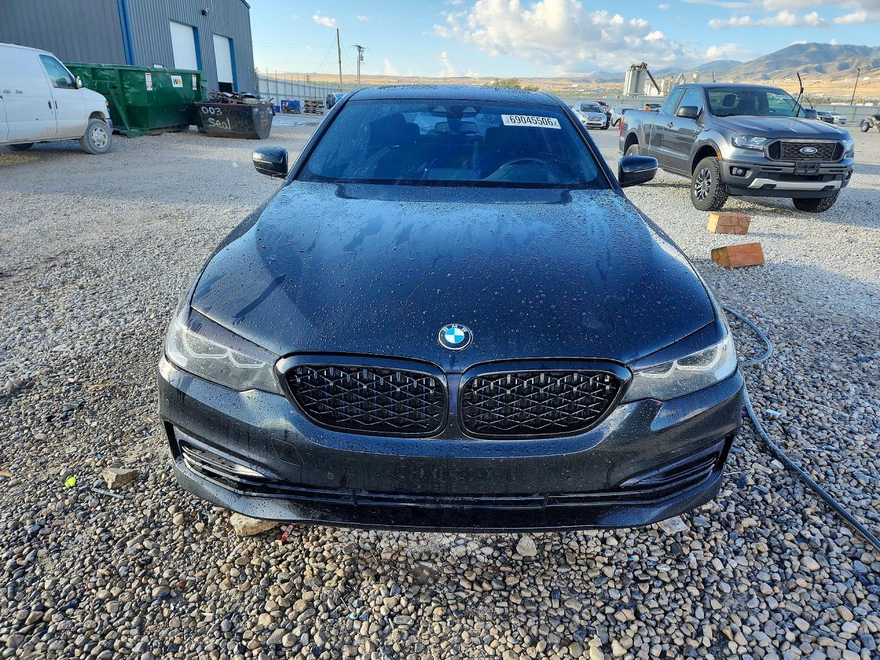 2019 BMW 530E - Фото 5