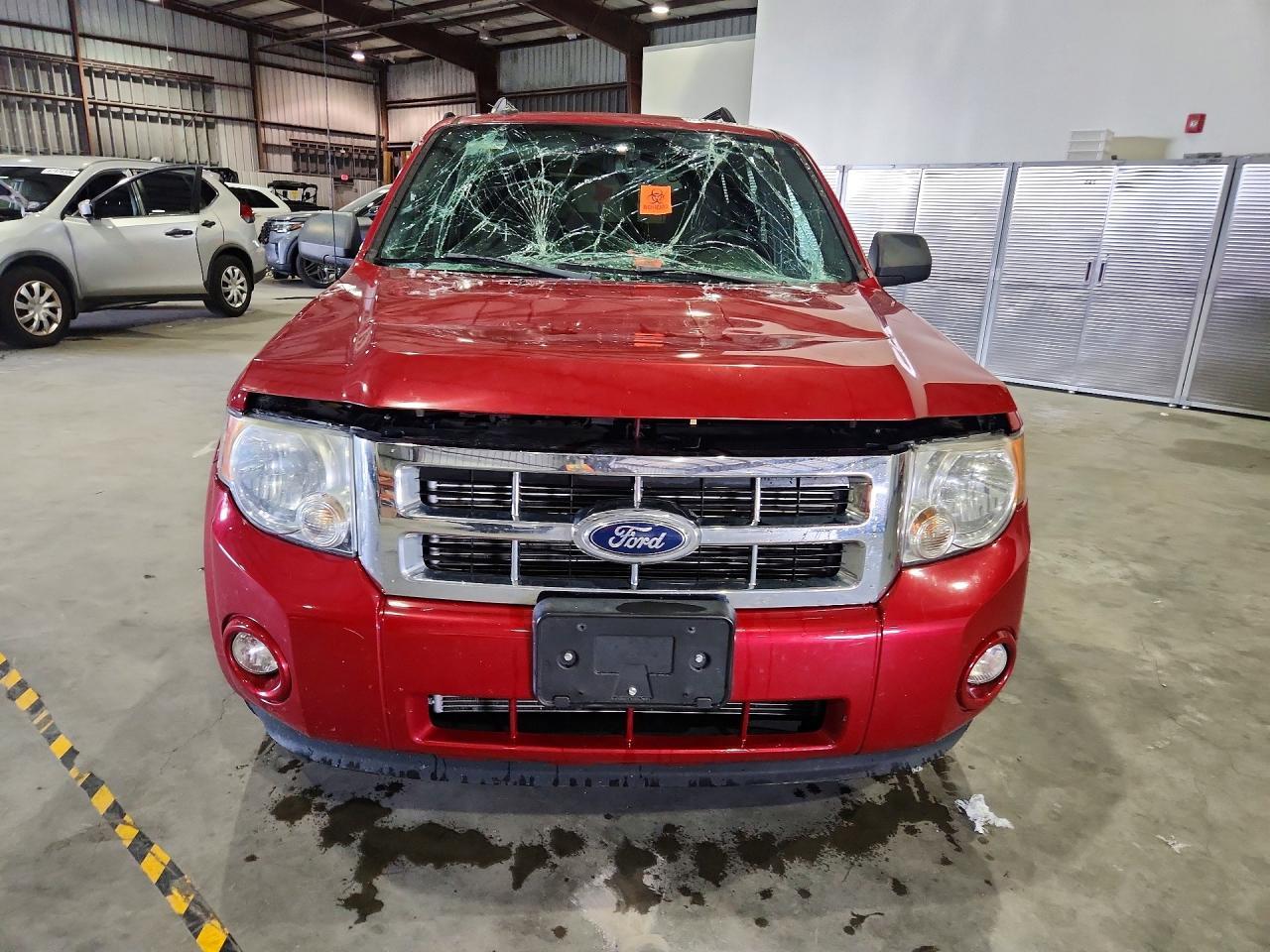 2011 Ford Escape Xlt - Image 5
