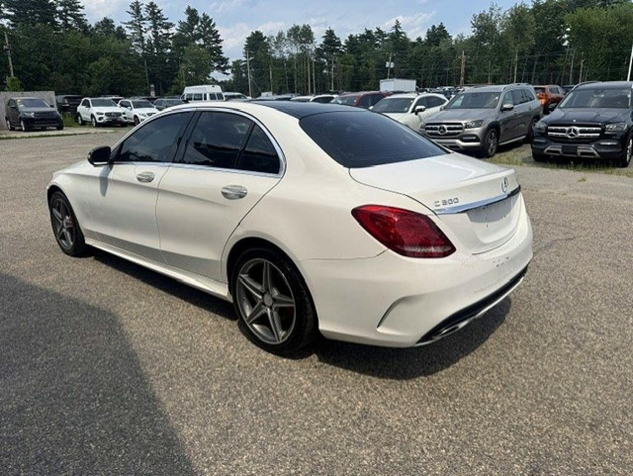 2015 Mercedes-Benz C 300 4Matic - Фото 3