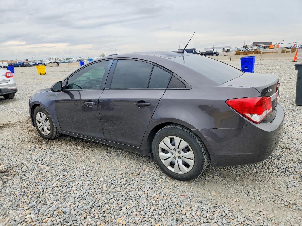2014 Chevrolet Cruze Ls - Фото 2