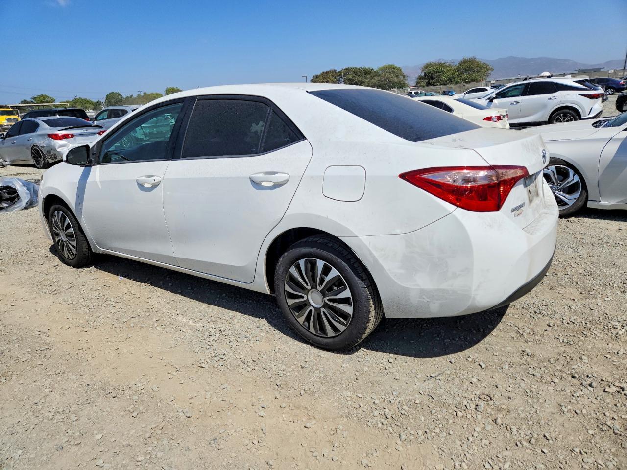 2018 Toyota Corolla Le - Image 2