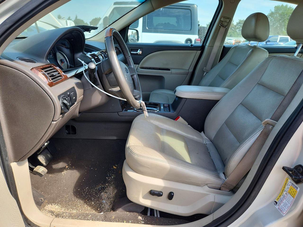2008 Ford Taurus Limited - Image 7