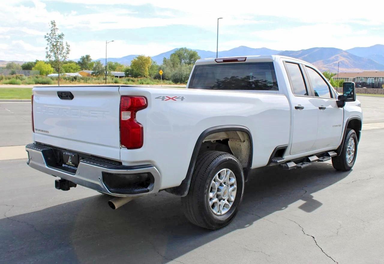 2022 Chevrolet Silverado K2500 Heavy Duty - Image 3