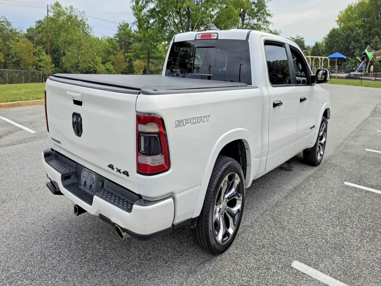 2020 Ram 1500 Laramie - Фото 4