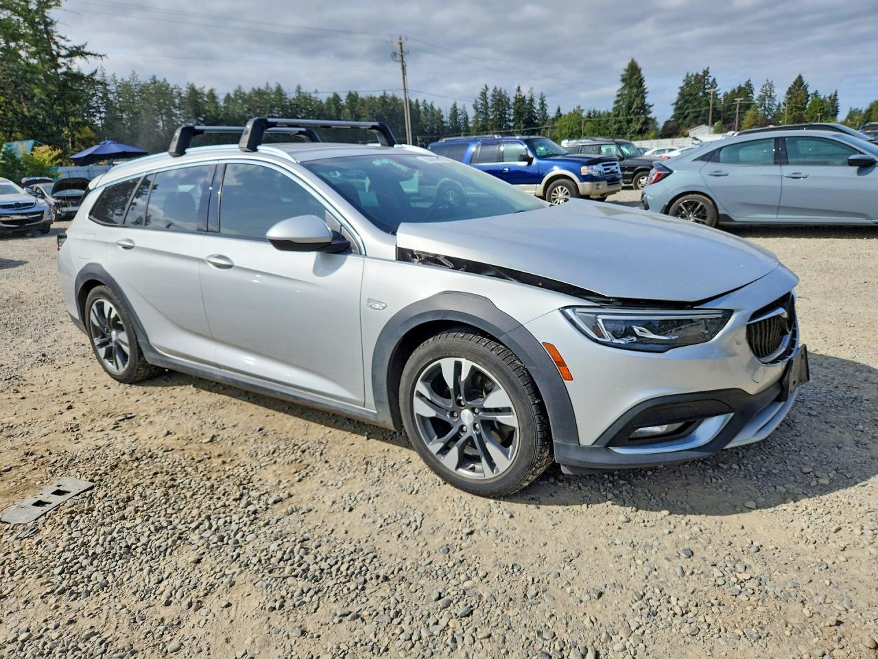 2018 Buick Regal Tourx Preferred - Image 4