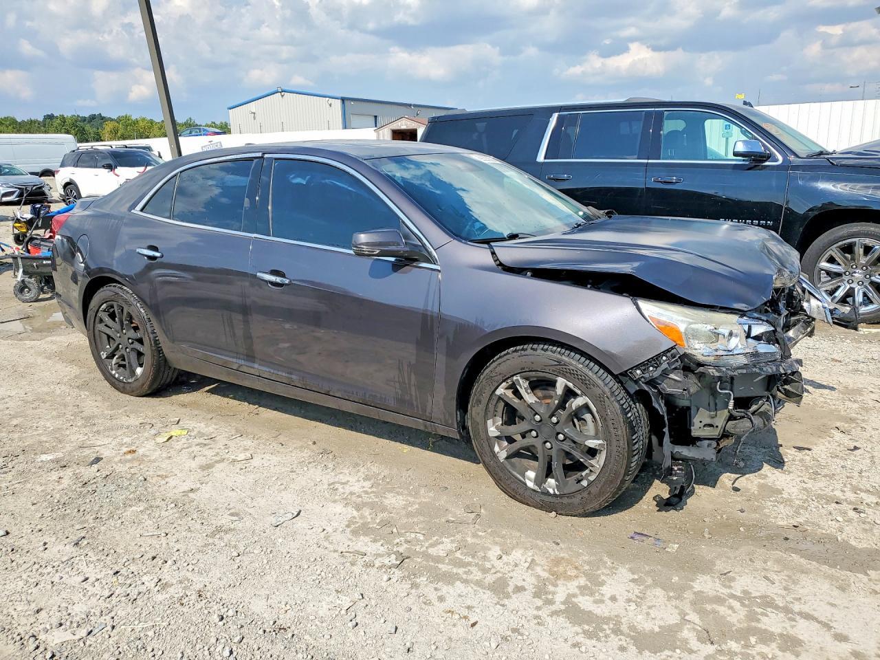 2013 Chevrolet Malibu Ls - Фото 4