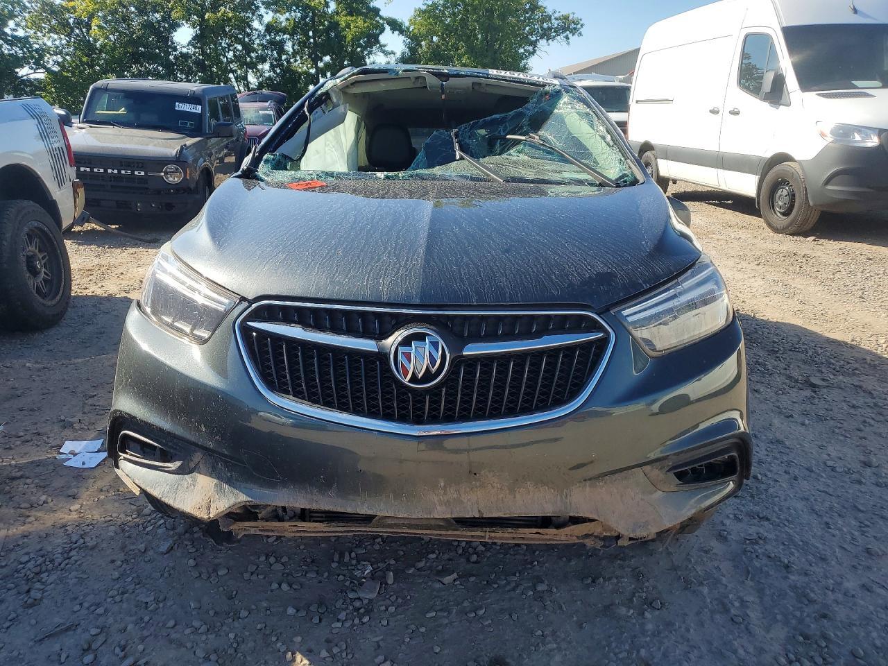 2018 Buick Encore Essence - Image 5