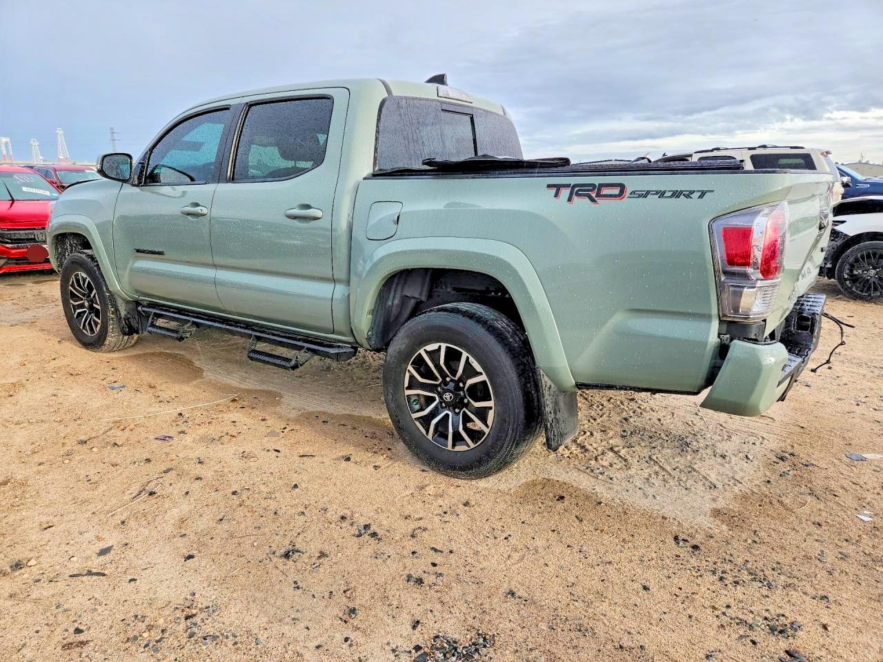2022 Toyota Tacoma Double Cab - Фото 2