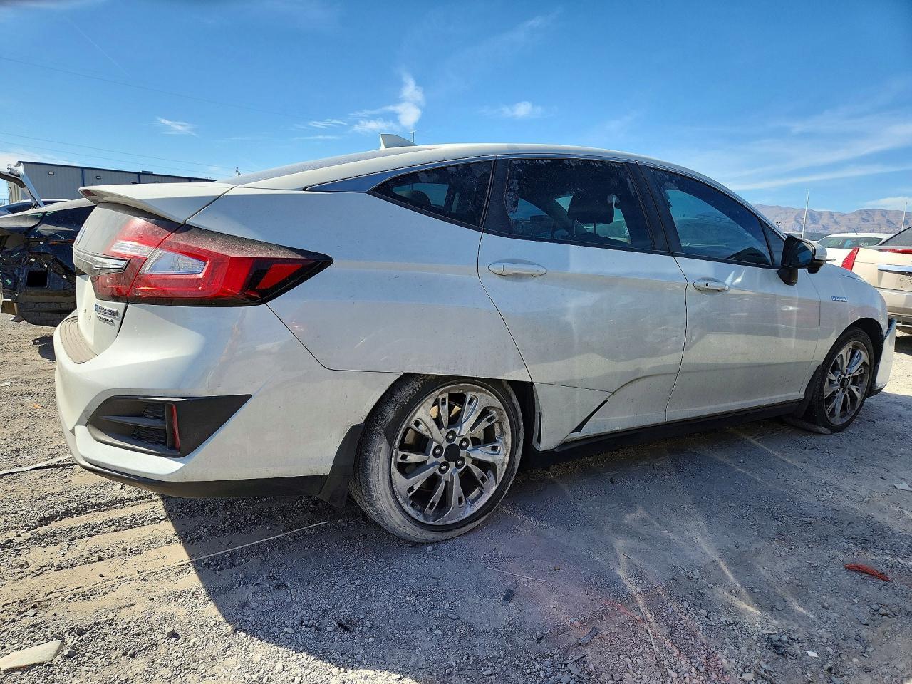 2019 Honda Clarity Touring - Фото 3