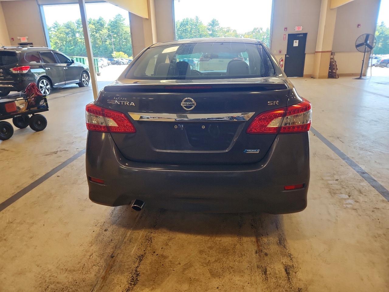 2013 Nissan Sentra S - Фото 6