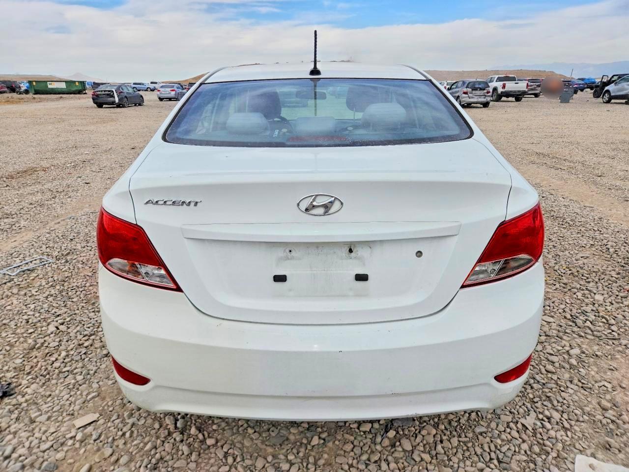 2016 Hyundai Accent Se - Фото 6