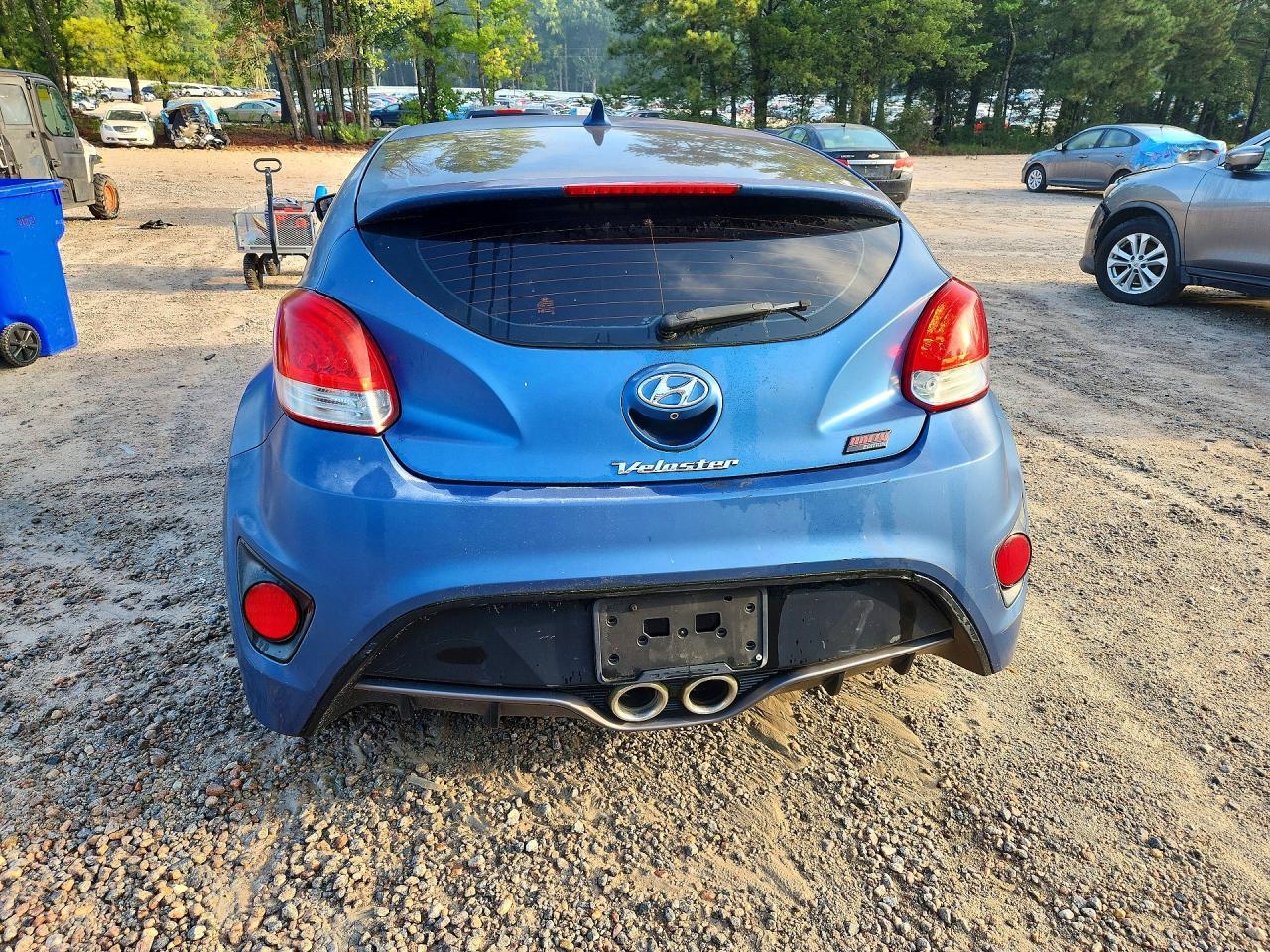 2016 Hyundai Veloster Turbo Rally Edition - Image 6