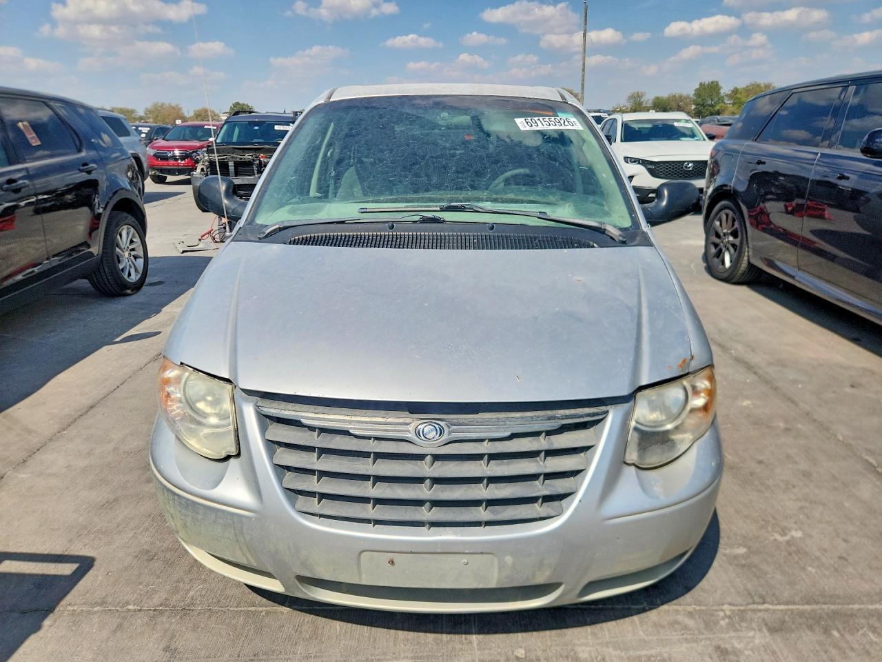 2005 Chrysler Town & Country Lx - Фото 5