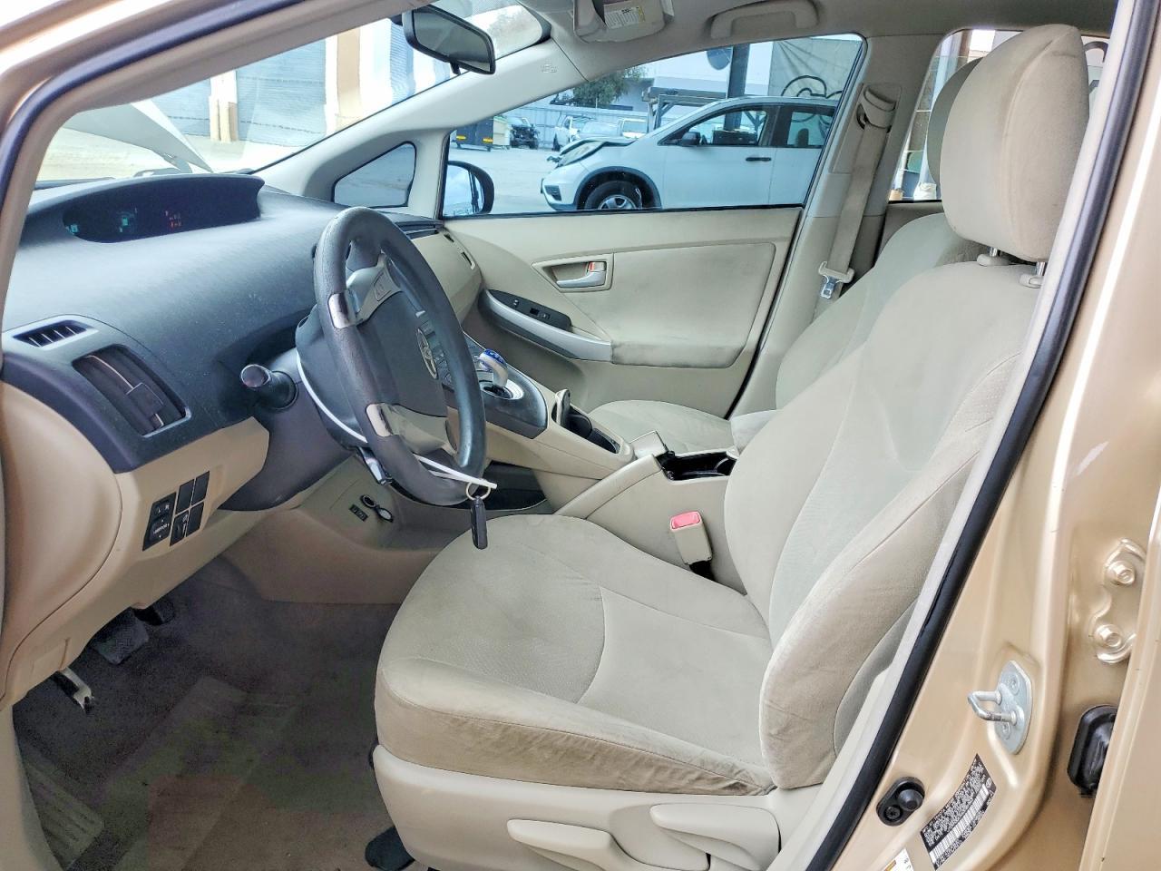 2010 Toyota Prius Iii - Image 7
