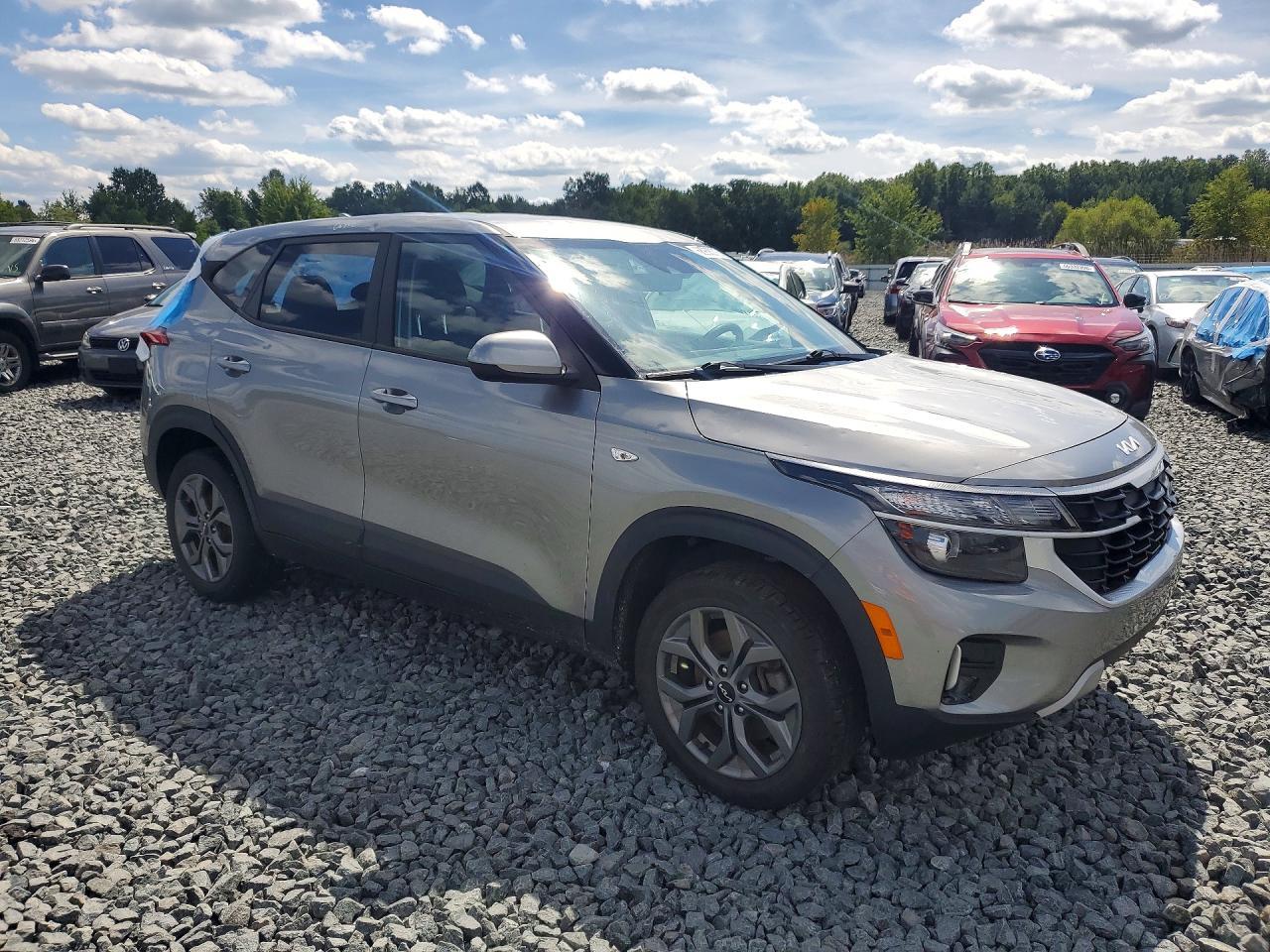 2024 Kia Seltos Lx - Image 4