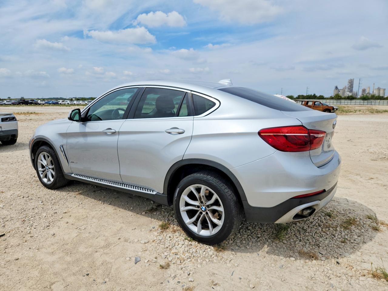 2016 BMW X6 xDrive35I - Image 2