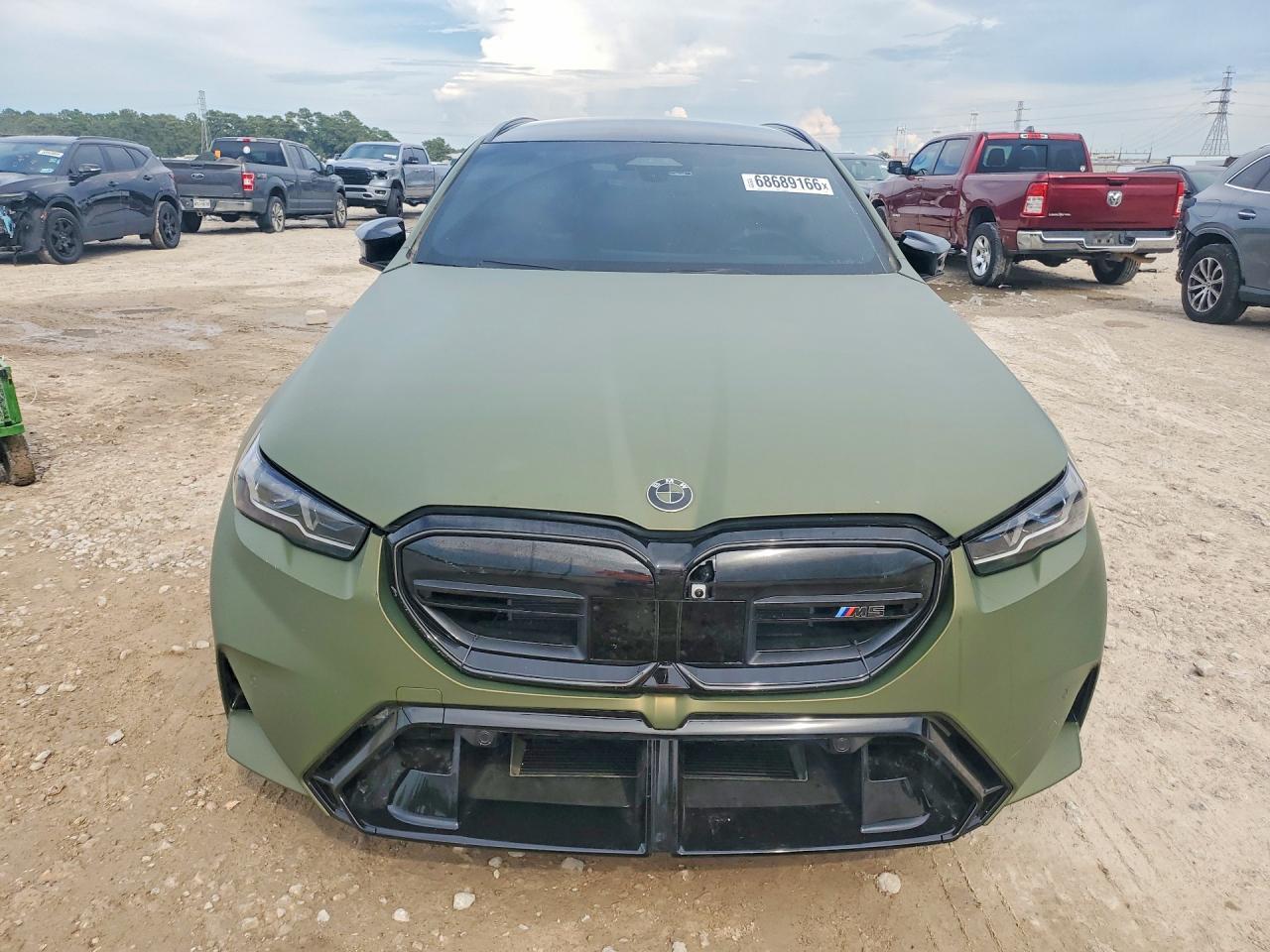 2026 BMW M5 Touring - Фото 5