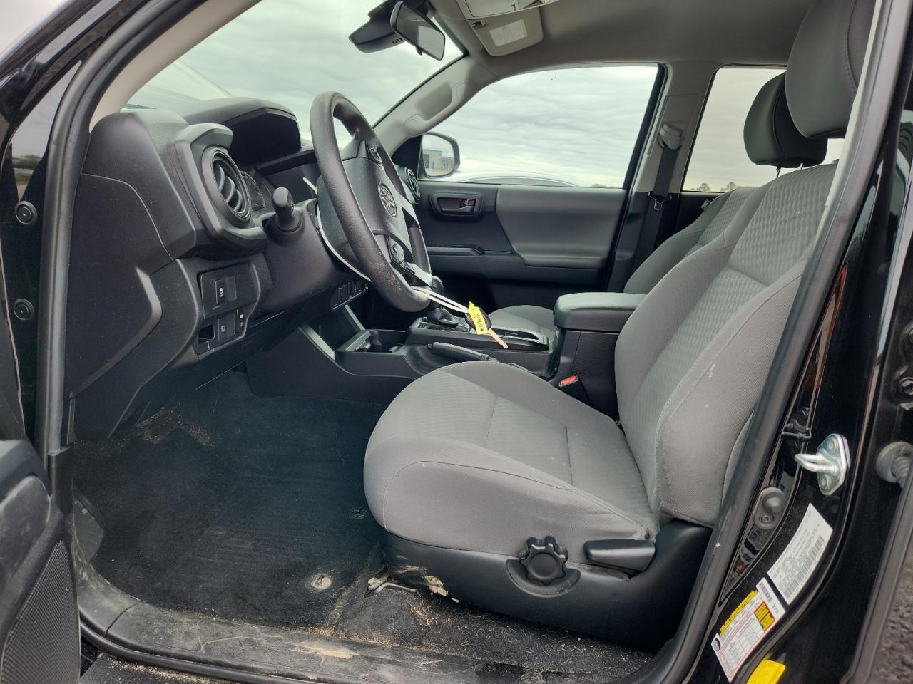 2022 Toyota Tacoma Sr V6 - Image 7