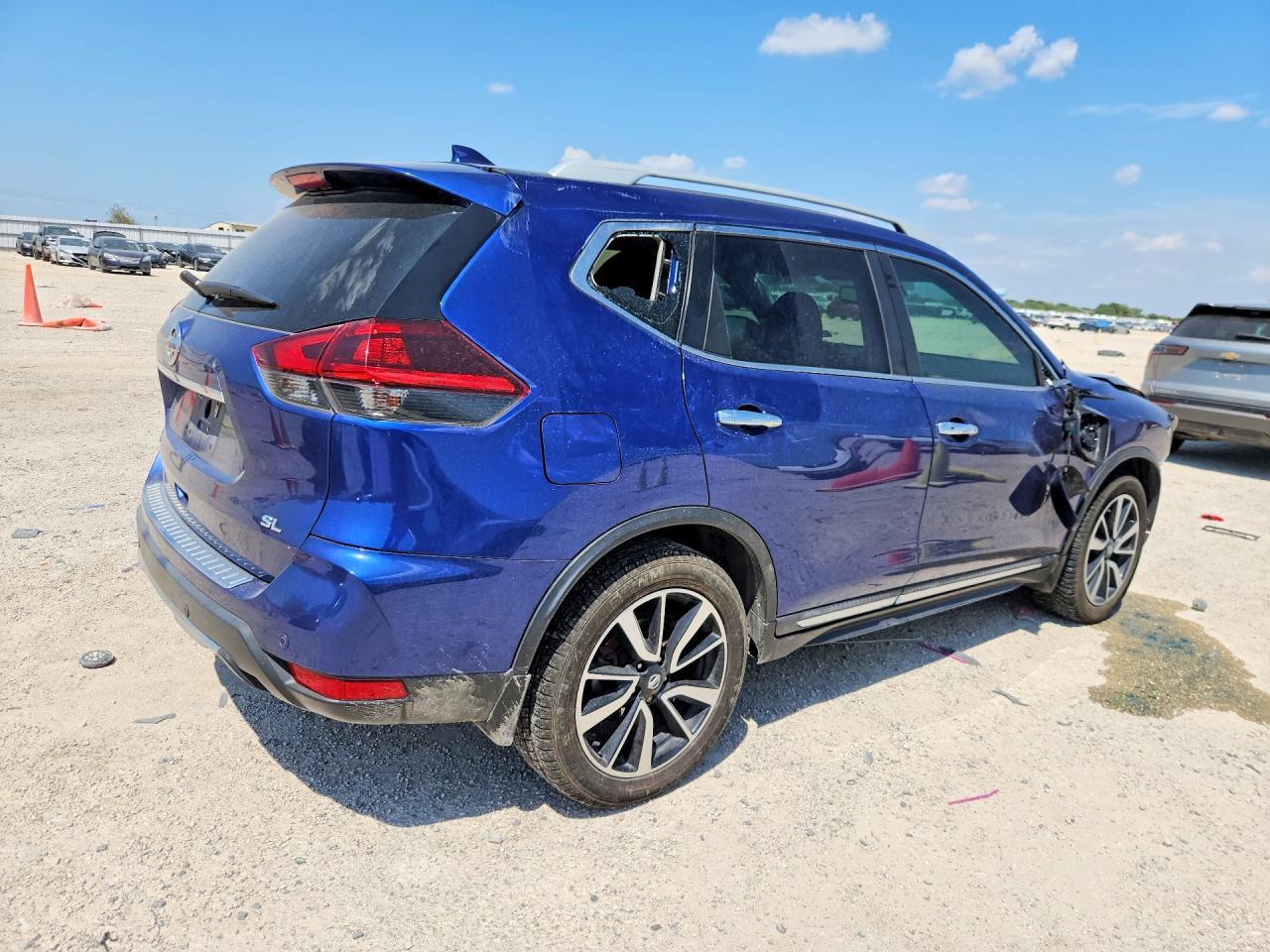 2019 Nissan Rogue Sl - Image 3