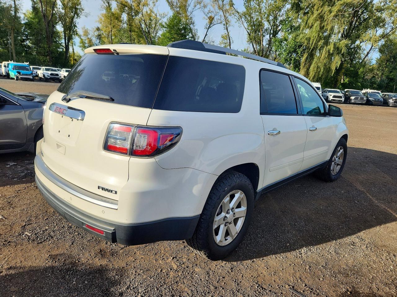 2014 GMC Acadia Sle - Image 3
