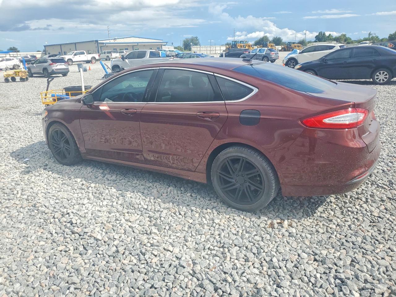2016 Ford Fusion Se - Фото 2
